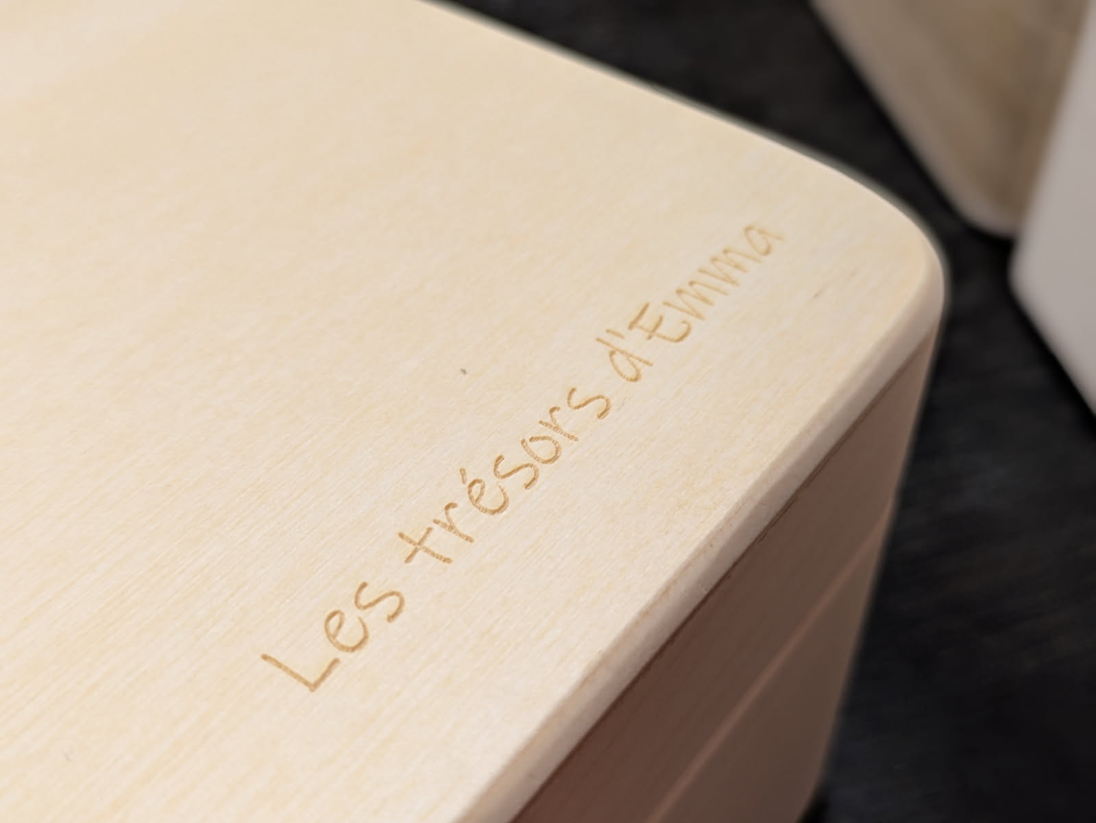 coffret-bijoux-bois-gravure-les-tresors-emma