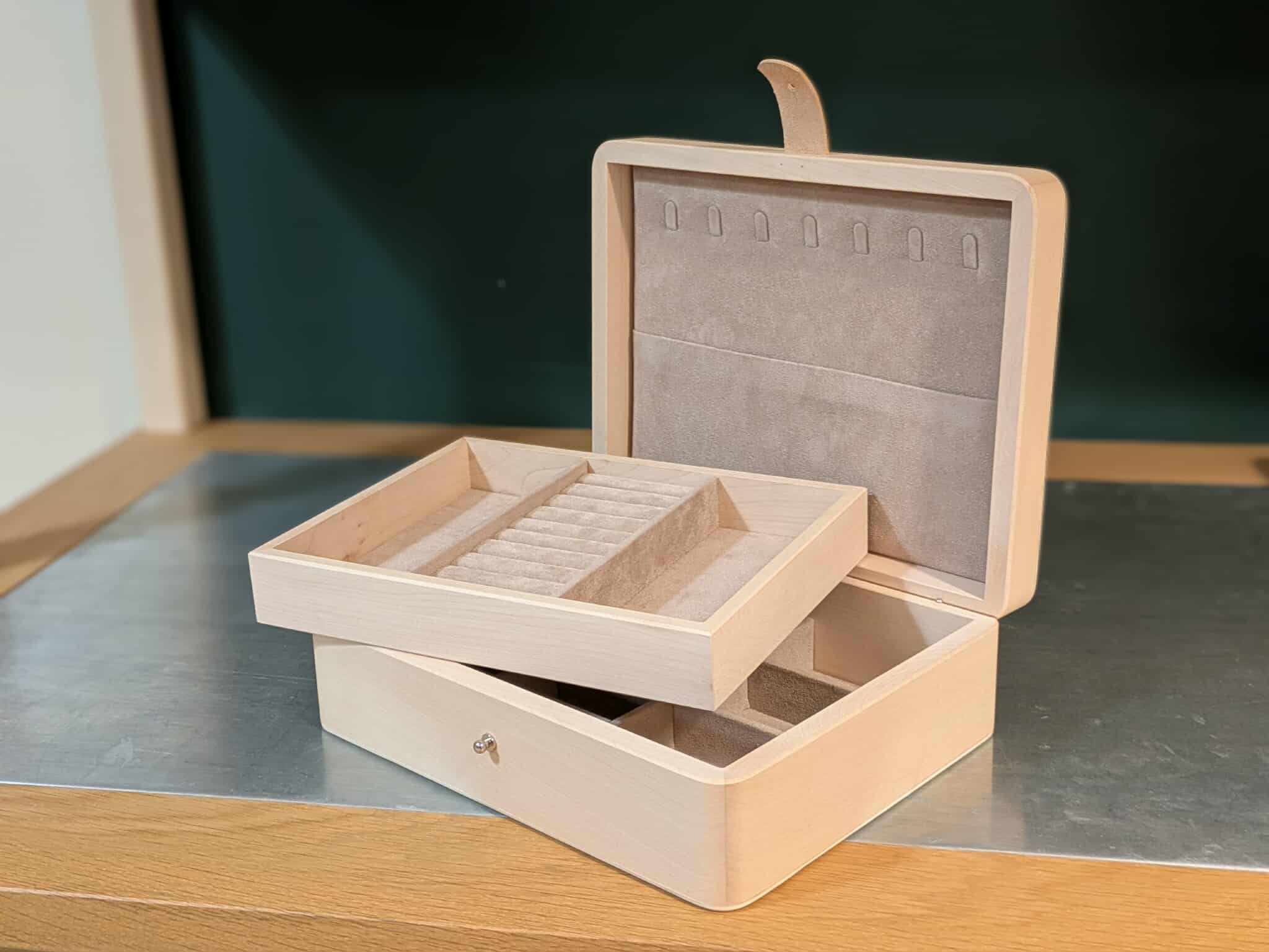 583046530_1329712735118065_2476737437278610983_n (1)